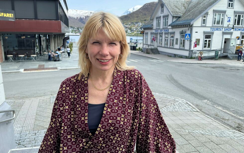Den nye direktøren ved Nordnorsk Kunstmuseum, Stina Högkvist, forteller om harde fronter sørpå. Denne erfaringen kan komme godt med i den nye jobben nordpå.
 Foto: Elin M. Wersland