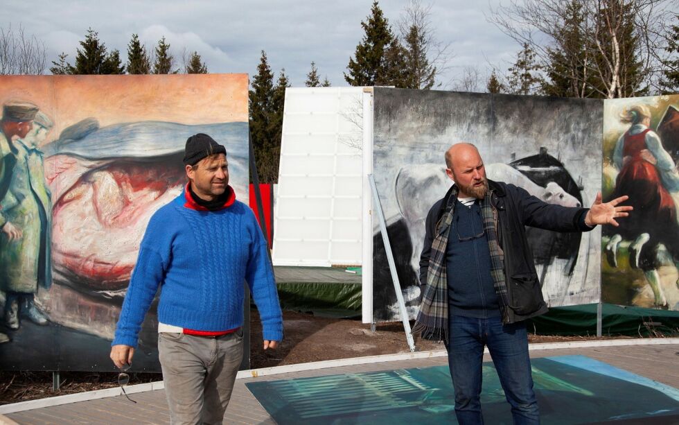 Vebjørn Sand (til venstre) er kunstnerisk leder for Roseslottet, sammen med sin bror Eimund Sand. – Vi øns­ker å løf­te frem si­der av ok­ku­pa­sjons­his­to­ri­en i Nor­ge som tid­lig­ere ikke har vært i fo­kus, sier Vebjørn til Ságat.
 Foto: Roseslottet