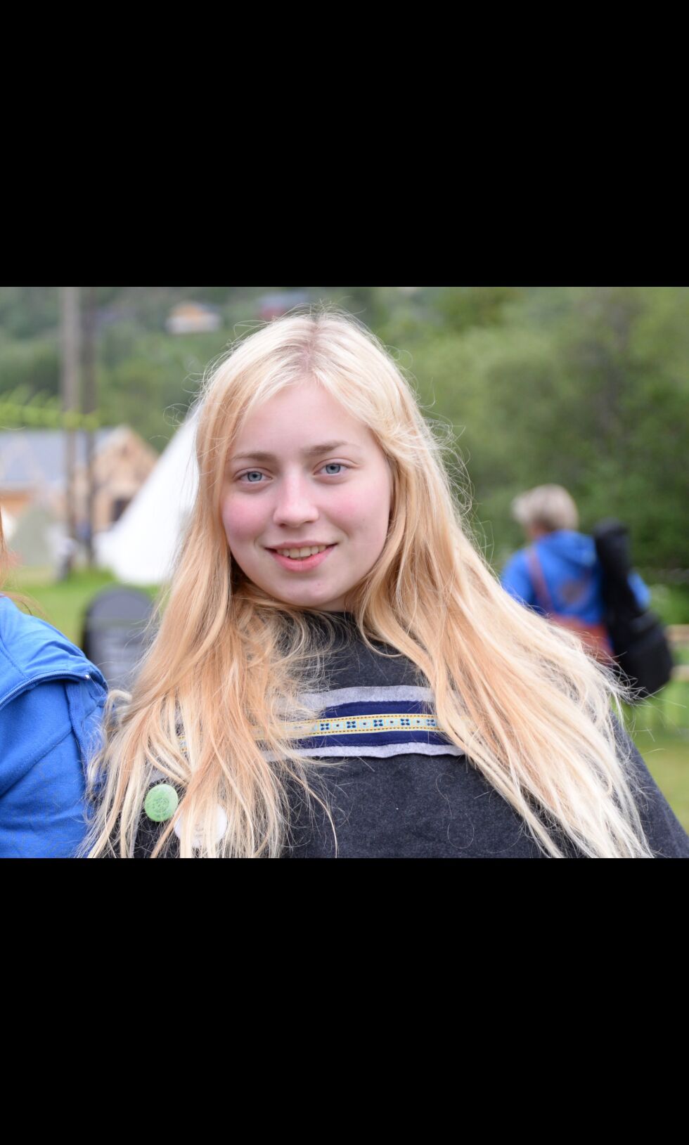 Den profilerte miljøaktivisten Ane Margrethe Ugelsvik fra Tana har sammen med Magnus Storvoll Strøseth tatt på seg oppdraget å sørge for en miljøvennlig samisk festival.
 Foto: Steinar Solaas