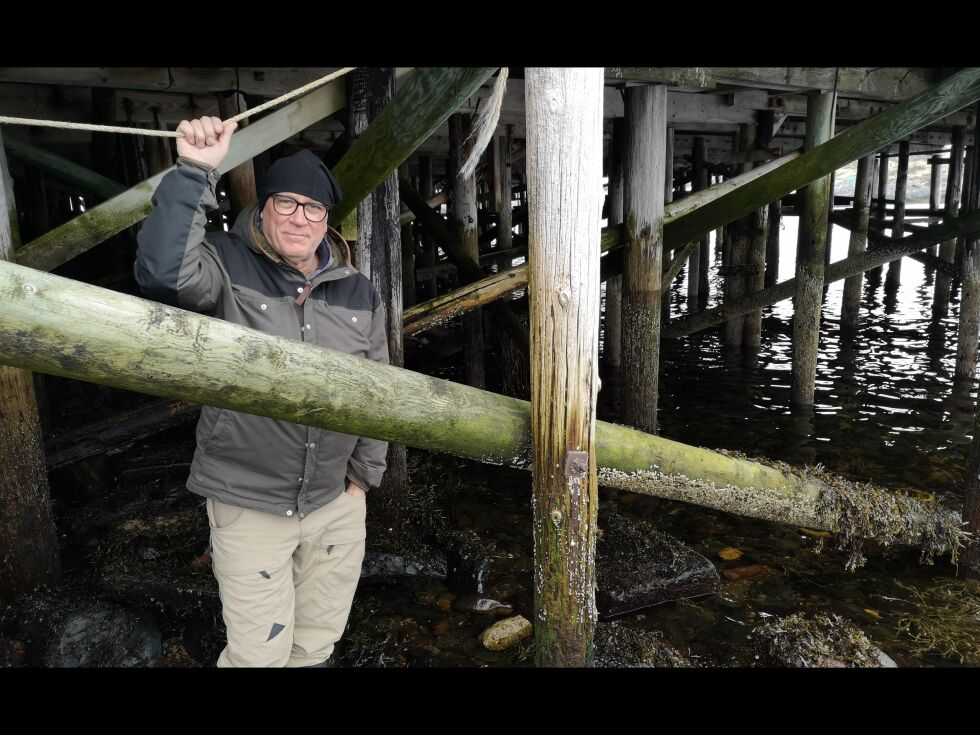 MÅ FINNE PENGER: Jan Erik Raanes sier det er på høy tid at Gamvik kommune finner penger til å ruste opp Gamvik museum.
 Foto: Erik Brenli