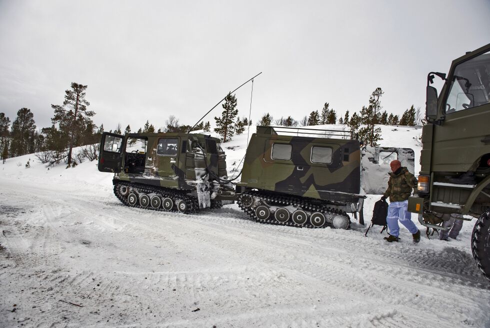 Militær øvingsaktivitet vil gi økt trafikk langs veiene og i terrenget mellom Porsanger og Alta mellom 16. og 22. april.
 Foto: Marius Thorsen