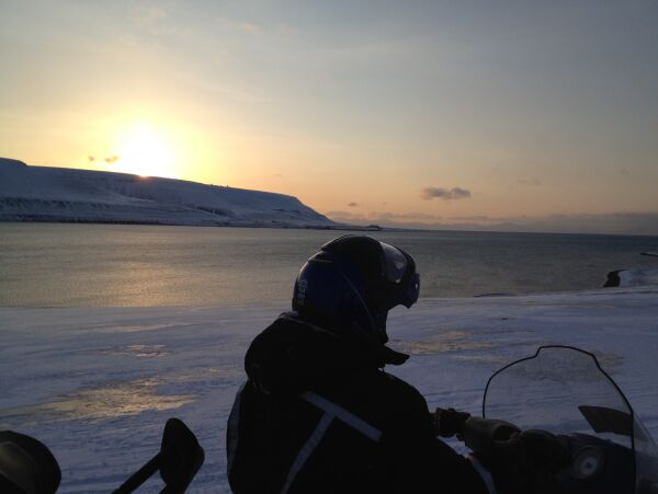 «Lat Svalbard vere fredens land»