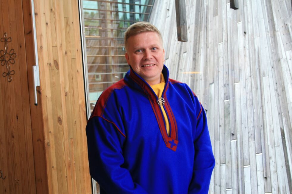 Ronny Wilhelmsen og AP fikk flertall for sitt forslag om å støtte opprettelsen av granskning av fornorskninga. Viktig å motvirke fornorskning og strukturell rasisme i dag og fremtida, mener fylkestinget.
 Foto: Pressefoto