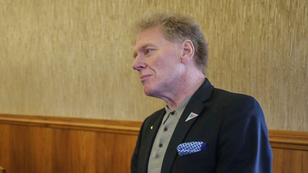 Nordkapp SVs leder Johnny Ingebrigtsen er forundret over at Tor Mikkola har gått ut i media og erklært at han er aktuell for å overta ordførervervet i Nordkapp kommune etter Jan Olsen.
 Foto: Geir Johansen