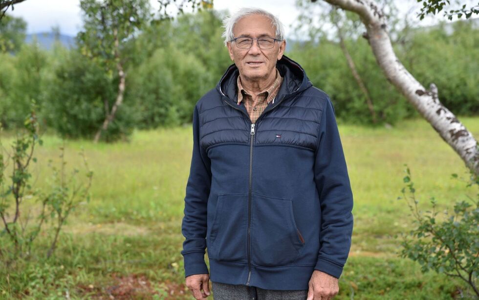 Per Pet­ter­sen Som­by vil be­hol­de bom­men sin. Mens FeFo me­ner det er en ulov­lig bom. Foto: Kri­stin Hum­stad
