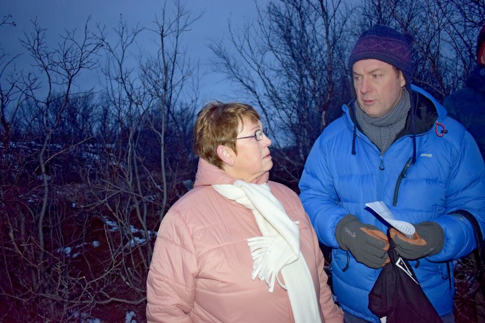 Torhild Sivertsen mistet bestefaren sin, og er takknemlig for at Harald Sunde får historien frem.
 Foto: Birgitte Wisur Olsen