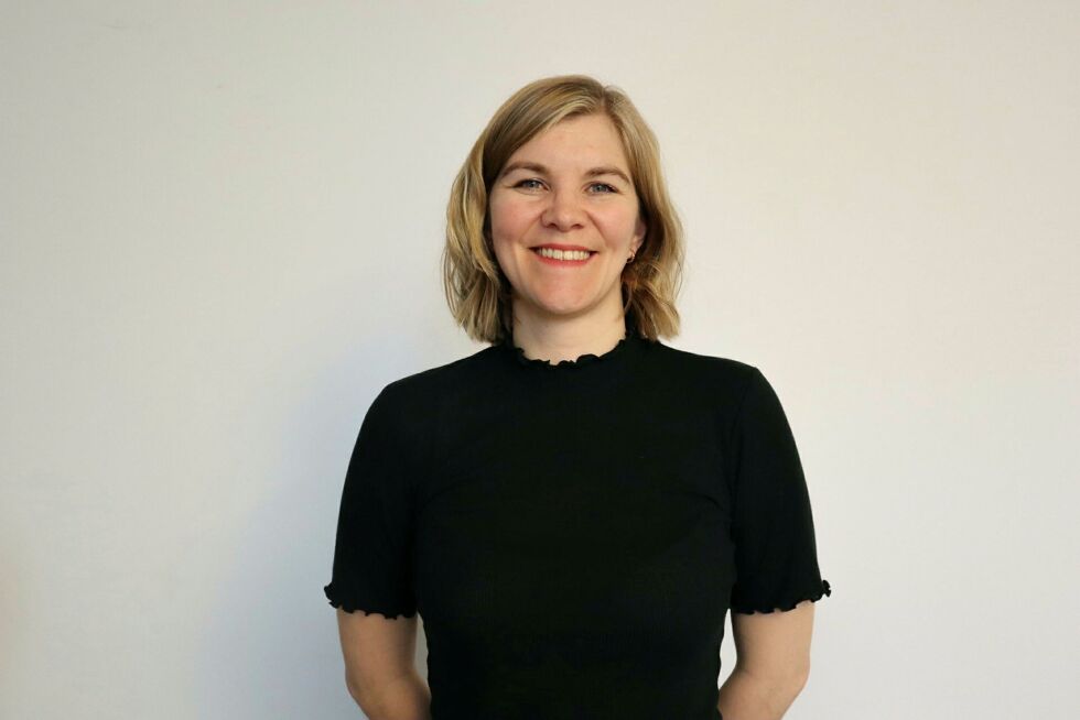 Elisabeth Sæther (f. 1985) ble utnevnt til statssekretær i Olje- og energidepartementet 7. mars 2022. Hun fikk oppdraget å svare for statsministeren på Ságats spørsmål.
 Foto: Arvid Samland/OED