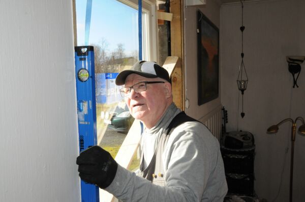Hans (83) har jobba i snart 70 år