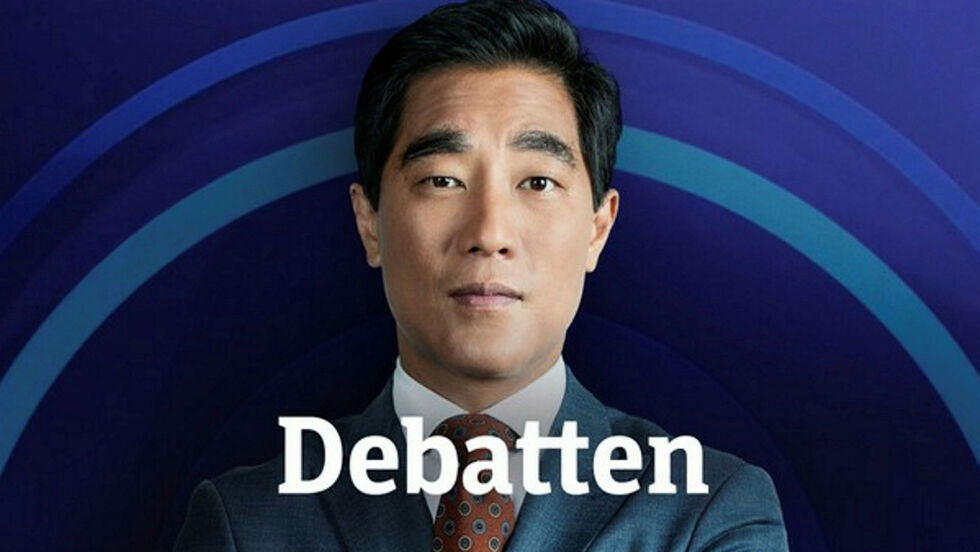 Debatten med programleder Fredrik Solvang.
 Foto: NRK