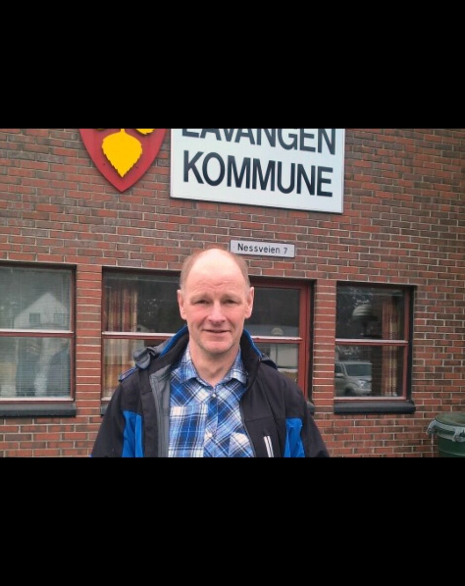 Lavangen-ordfører Bernhardt Halvorsen (Senterpartiet) er klar motstander av kommunesammenslåing, og har folket med seg. Motstanden er så tydelig at kommuestyret allerede i april avlyste folkeavstemning. – Svaret er gitt, uttalte Halvorsen til Sagat. Både SP og AP gikk til valg på at vi skal være fortsatt egen kommune, og fikk til sammen 75 prosent av stemmene.
 Foto: Lavangen kommune