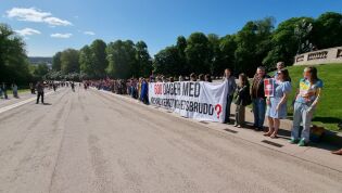 Fosen-demo utenfor slottet