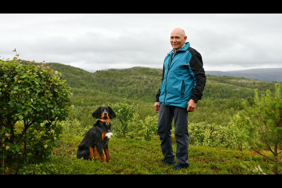 Henning Henriksen har siden 1978 brukt mye tid i den storslåtte naturen i Roh&#269;i, og er frustrert over at GP har endret praksis vedrørende bruk av Hálkavárreveien, som gir adgang til området.
 Foto: Irene andersen