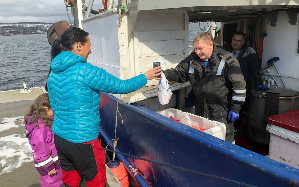 Karina Nærum så frem til årets første kveld med ferske reker fra Bøkfjorden.