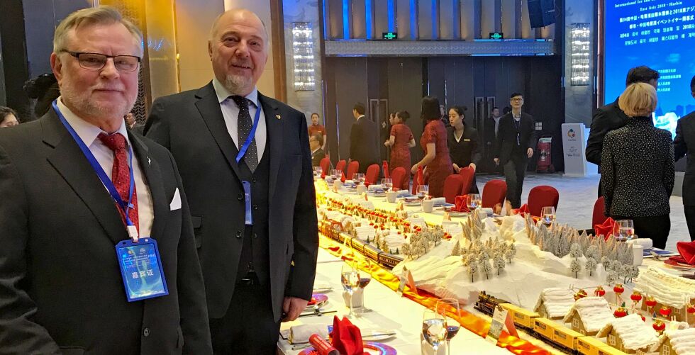 Samtidig med at Rafaelsen og hans følge var i Kina, hadde ordfører i Rovaniemi, Esko Lotvonen (bildet) og en større delegasjon fra byen, lagt en lengre tur til landet.
 Foto: Privat