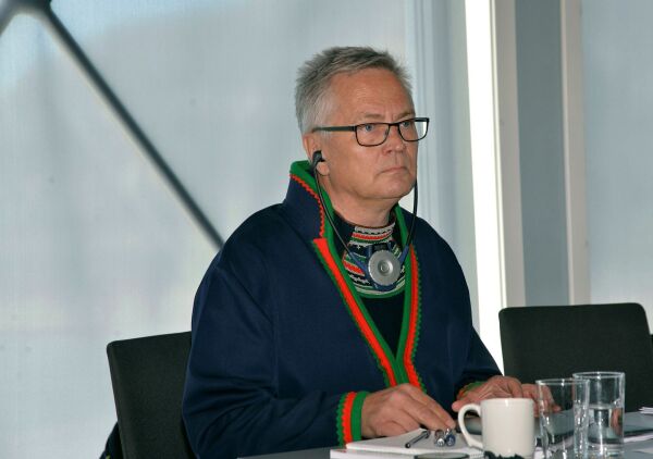 Vant kampvotering mot to andre