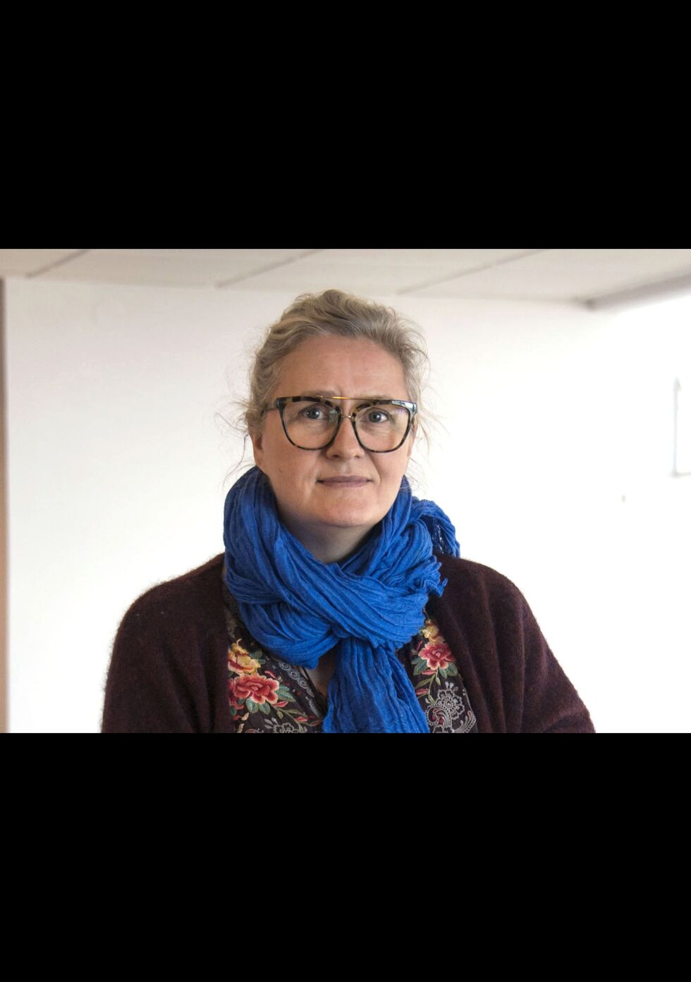 Evy Andersen er nytilsatt hos Finnmark fylkesbibliotek med ansvar for fototjenesten.
 Foto: Sonja Siltala