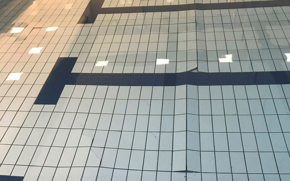 Bassenget i Lakselv har vært ute av drift siden februar i år. Arkivfoto: Privat