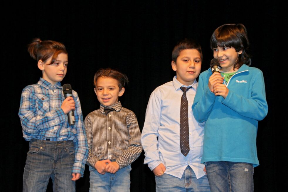 Muhammed, Ayham, Muhammed og Muhammed fra Syria sjarmerte alle i salen med sine flotte sanger.
 Foto: Privat