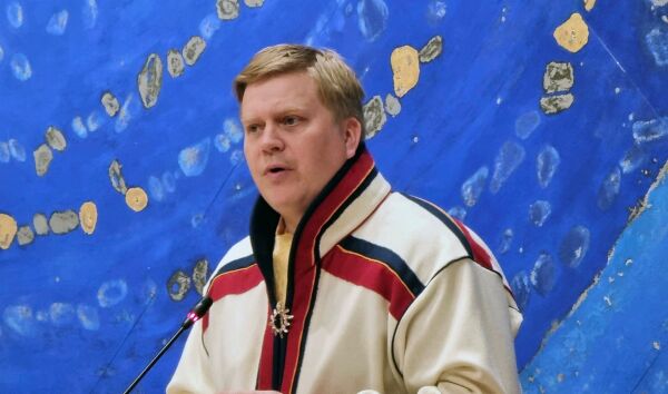 – Vag plan som peker på andre