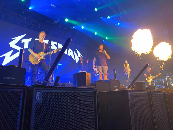 Grenseløsfestivalen med smell