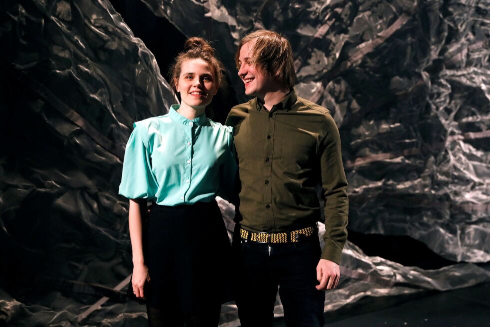 Simone sammen med ektemann og samarbeidspartner Herman Rundberg. Herman har laget den fantastiske musikken og lyddesignet til forestillingen. Foto: June Bjørnback