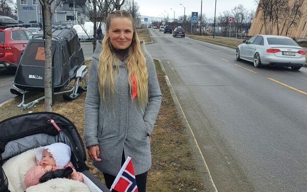 Stort 17. mai biltog i Tana