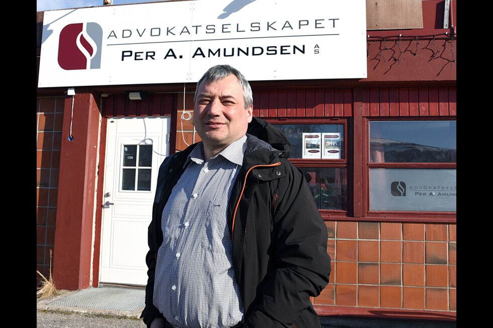 Det blåser på toppene sies det. Noe Per Amundsen til tider har fått kjenne til gagns som avtroppet styreleder i Porsanger i utvikling, Midnattsrocken og snuhavnselskapet Northcape Turnaroundport AS. Amundsen sier til Ságat at det har vært interessante år han ikke ville vært foruten.
 Foto: Bjørn Arne Johansen