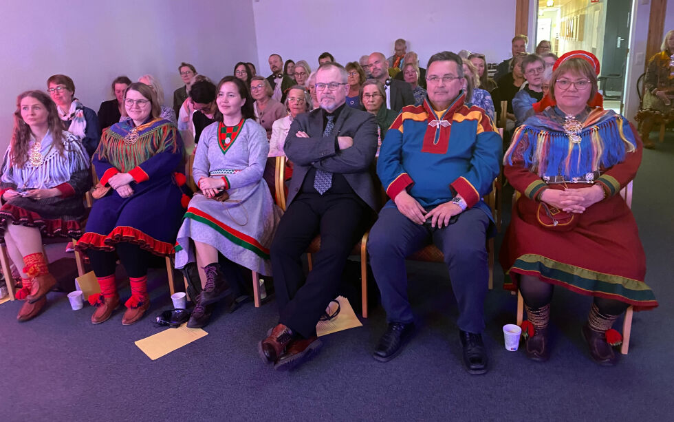 Masse folk var møtt frem for å markere 40-årsdagen til Varanger samiske museum fredag.
 Foto: Thor Werner Thrane