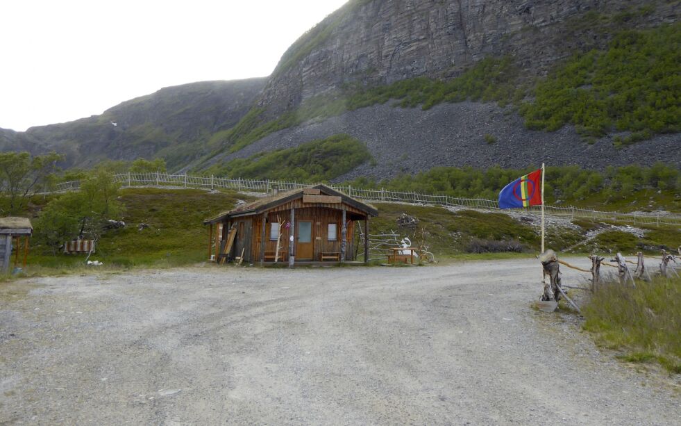 Det­te er stri­dens eple som ble utmålt i 1991. Fra­del­inga ble rekvi­rert av Finnmark jord­salgs­kon­tor, på tross av at are­a­let var eid av Lil­le­bo-fami­lien.
 Foto: Privat