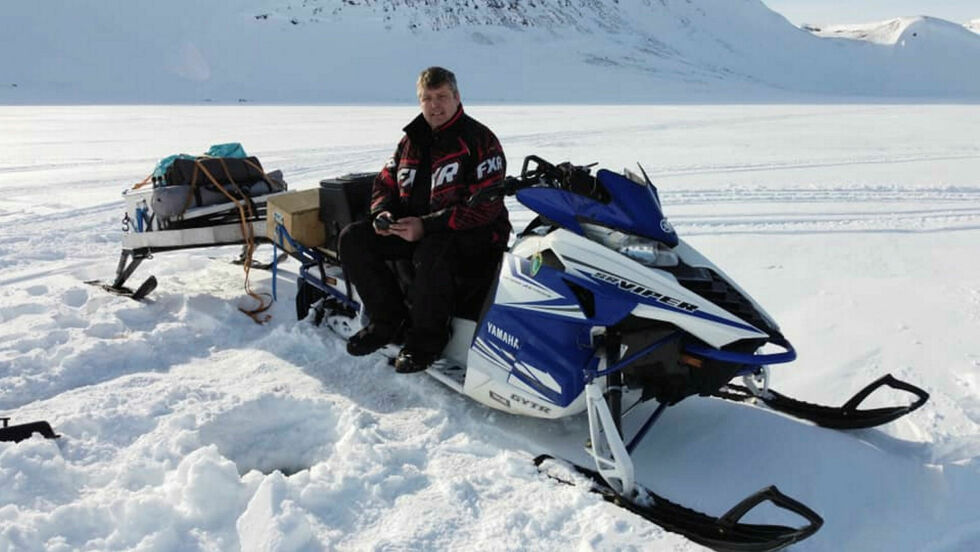 Rekreasjon med isfiske.
 Foto: Privat
