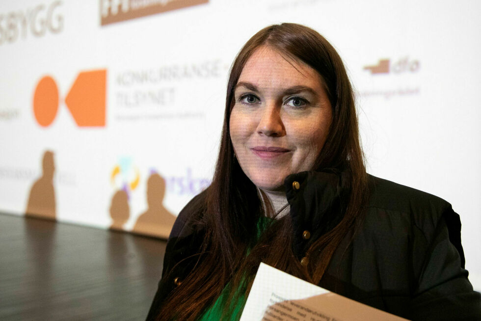 Fylkesråd for næring, plan, kultur og miljø, Marlene Berntsen Bråthen (Sp), har tildelt 500.000 kroner til studieforbund i Finnmark.
 Foto: Sunniva Tønsberg Gaski/TFFK