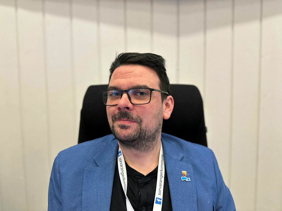 Når ordfører Mæland drar til Øfas generalforsamling bruker han sin fullmakt til å sette foten ned for planer om nytt sorteringsanlegg i Kirkenes – uten nytt vedtak i kommunestyret.
 Foto: Hallgeir Henriksen