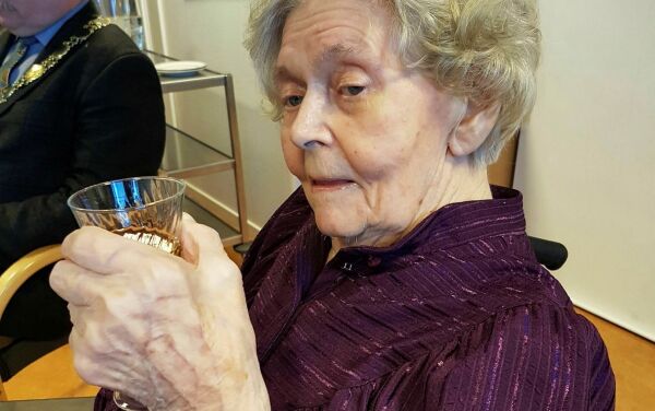 Mary Anthone fylte 100 år