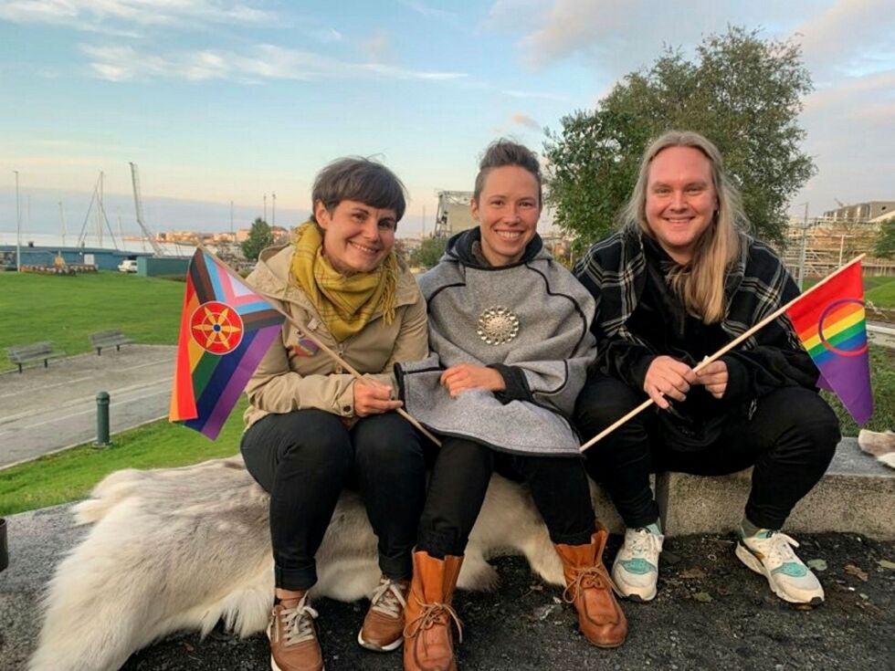 Stine H. Bang Svendsen, Elisabeth Stubberud og Runar Christoffersen Walsø fortalte samiske og kvænske skeive historier.
 Foto: Erlend Skjetne