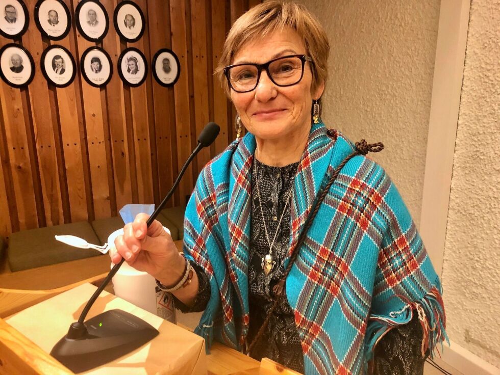 Ánne-Bergitte Henriksen sa at Tana nå skal gi alle mulighet til å lære seg hjertespråket.
 Foto: Birgitte Wisur Olsen