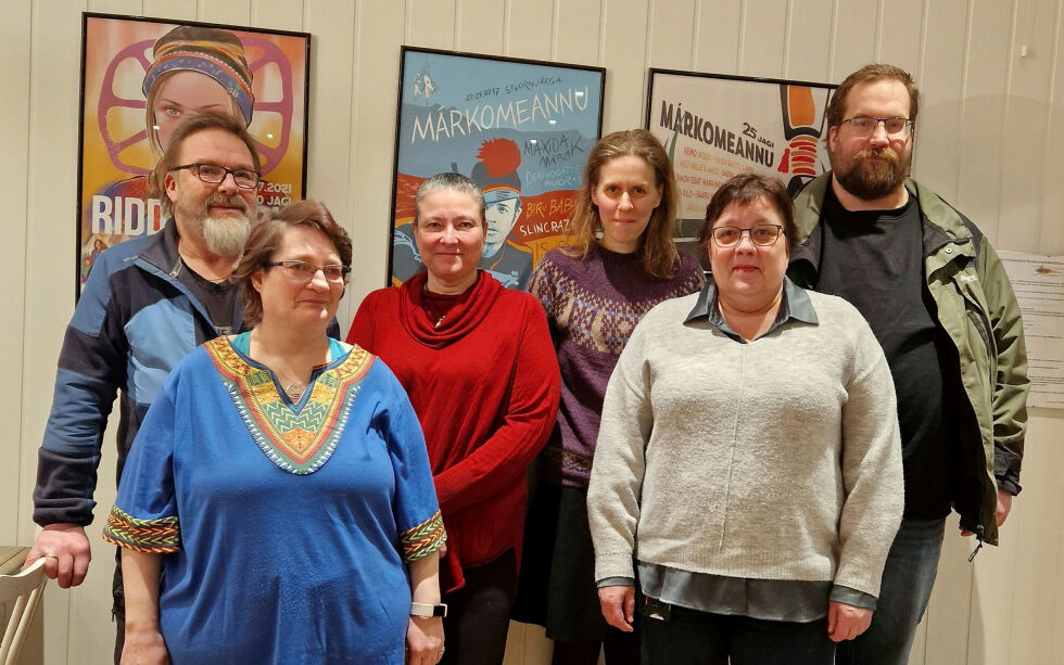 Her er styret som ble valgt på årsmøtet. Foran fra venstre Marion Oline Sakslund Andersen (nestleder) og Mariann Pedersen Bårdsnes (leder), Bak fra venstre styremedlemmene Bjørn Ove Andersen, Veronica Indrøy, Kristine Tjåland Braut og Fred Jasper Jensen (vara).
 Foto: Maya Pind Braut