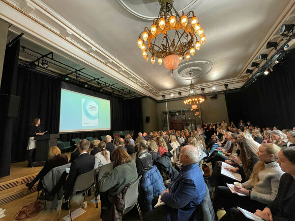 – Hvor trykker menneskerettighetsskoen?