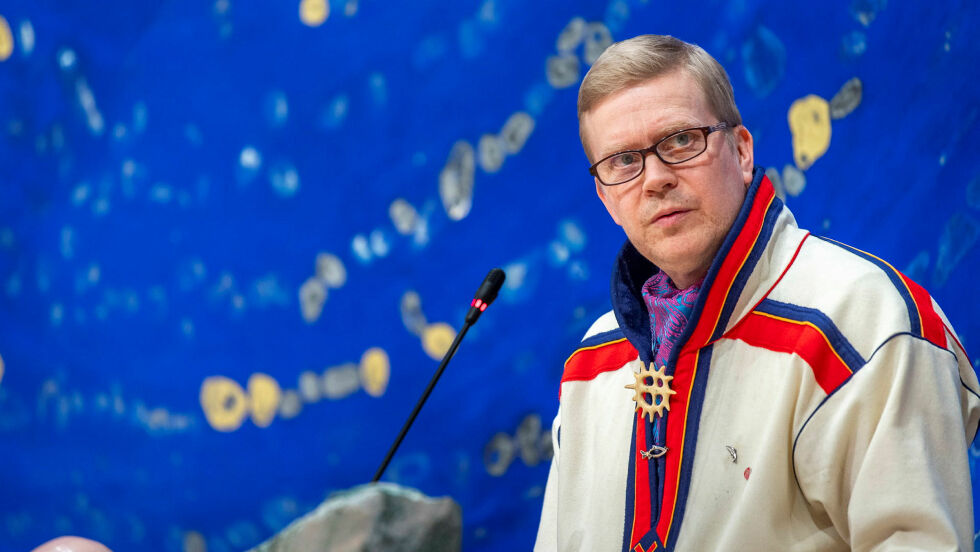 Ronny Wilhelmsen, parlamentarisk leder for Bargiidbellodat/Arbeiderpartiet, refser sametingsrådet og Sametingets flertall både generelt og spesielt i barnehagesaken.
 Foto: Cecilie Bergan Stuedal