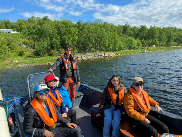 Andreas viser frem Jarfjord på sitt flotteste