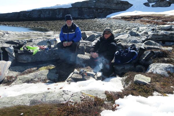 Bålkaffe og måseegg på Hamnholmen