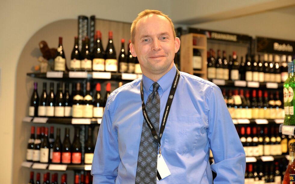 Daniel Johansen har tidligere vært blant annet butikksjef for Vinmonopolet i Lakselv.
 Foto: Sonja E. Andersen