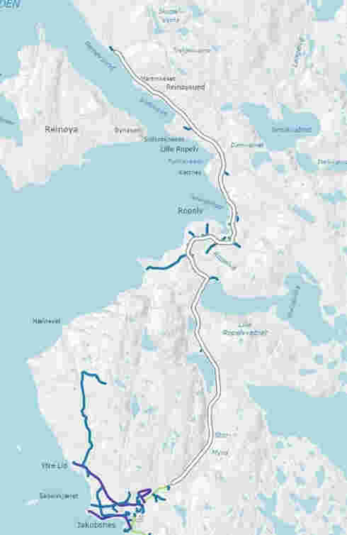 Renøysundveien stengt av vårflom