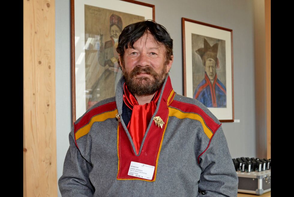 Tana og omegn sjølaksefiskeforening og leder Bjarne Johansen er mot flytting av to oppdrettsanlegg i Lebesby, og mener anleggene bør være lukka.
 Foto: Steinar Solaas (arkiv)