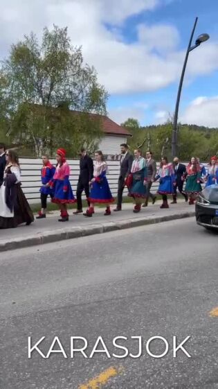 Brudefølge