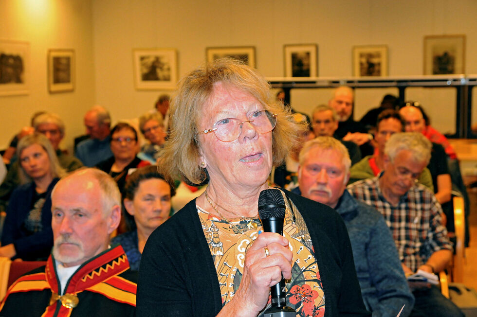 I 14 år har Astrid Daniloff vært leder i Sør-Varanger sjølaksefiskarlag, og vært en tydelig stemme for å bevare dette fisket. Her under et møte med Sannhets- og forsoningskommisjonen i 2019.
 Foto: HALLGEIR_HENRIKSEN