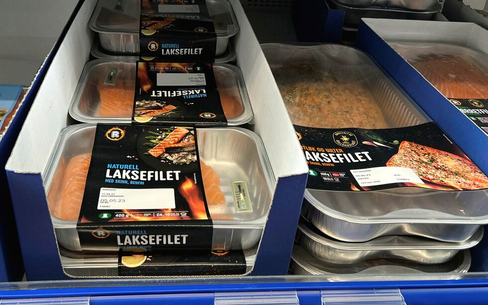 Dette er emballasje som kun kan resirkuleres hvis kunden klipper den opp og sorterer som papir, plast, metall og restavfall. Som oftest ender slik emballasje i restavfallet, noe som betales av innbyggerne gjennom de kommunale avgiftene.
 Foto: Irene Andersen