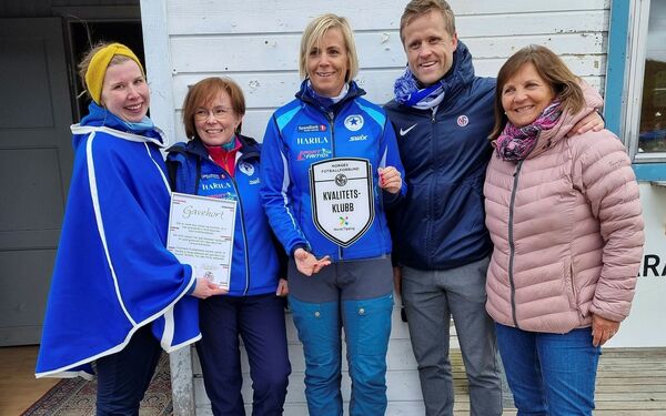 Markering av en stolt kvalitetsklubb