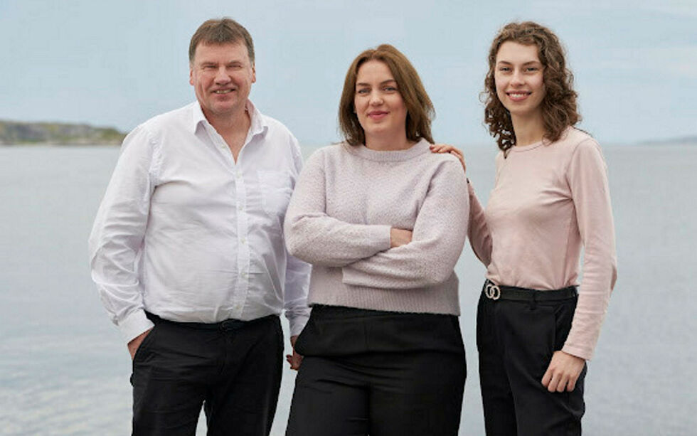 Synne Bjørbæk, 1.kandidat Rødt Nordland, Per-Anton Nesjan, 2. kandidat Rødt Nordland, og Paula Lorentzen, 3. kandidat Rødt Nordland.
 Foto: Presse