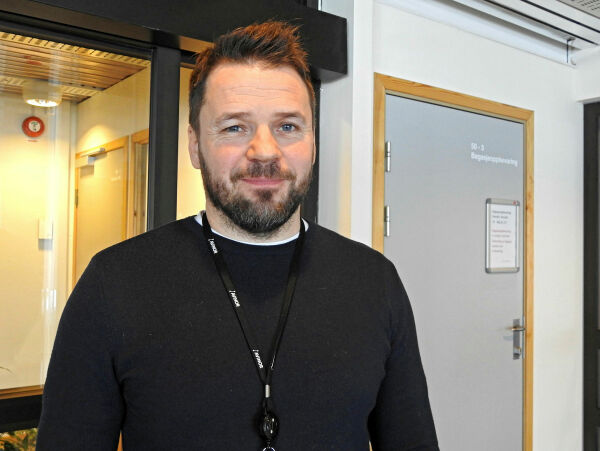 Derfor ble de busset over flyplassen