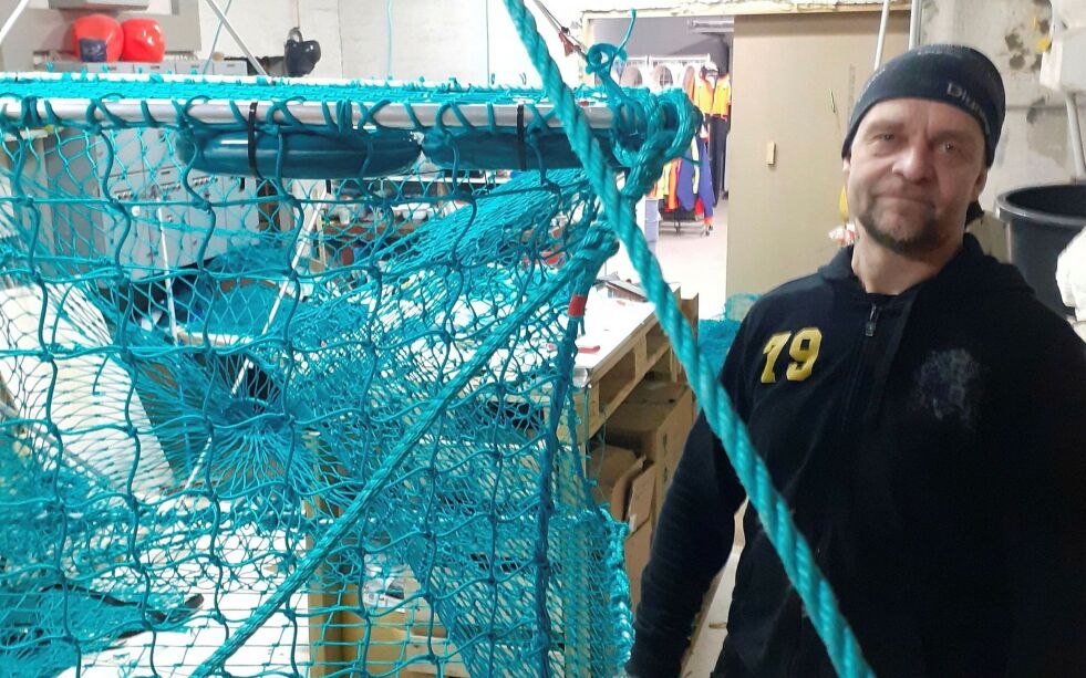 Notbøter Ragnar Torgilsson, som selv er krabbefisker, sier at man har funnet frem til en utforming av teinene som sørger for at de fisker mer av de større krabbene, samtidig som man reduserer beinbrudd.
 Foto: Havfiskeri AS